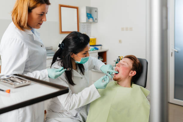 Best Emergency Dental Care for Broken or Chipped Teeth in Glenwood City, WI